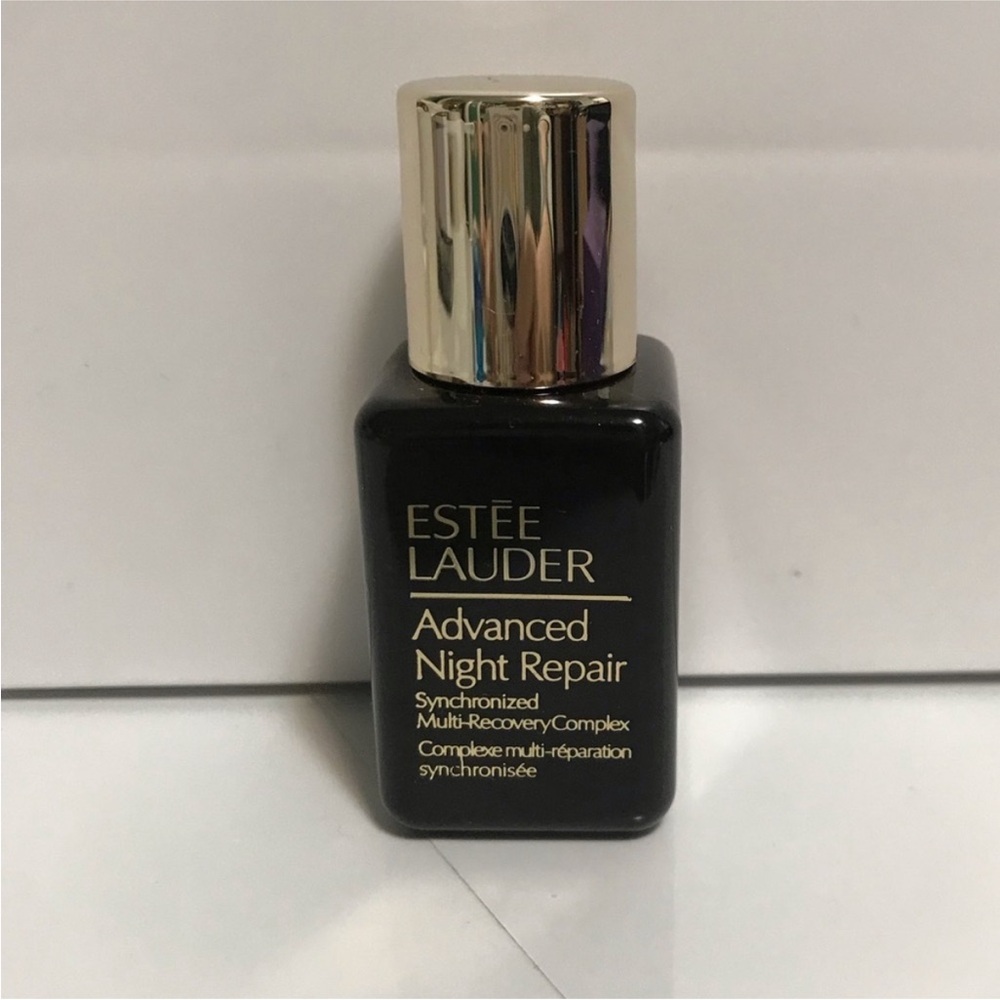 Estee Lauder Advanced Night Repair serum - Picture 3 of 5